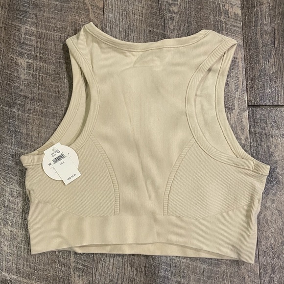 NWT Women’s Aerie Tank Size Medium - Picture 3 of 3